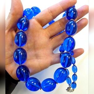 Beautiful Vintage MONET Blue Lucite Necklace Like New
